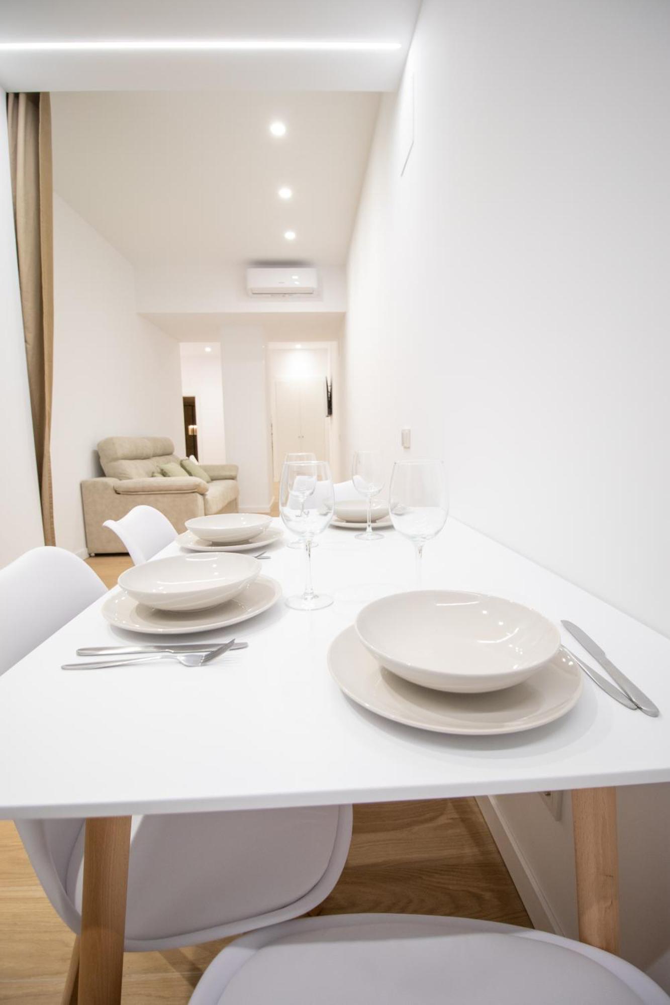 Bedtime Suites By Concept Flats Valencia Exterior photo